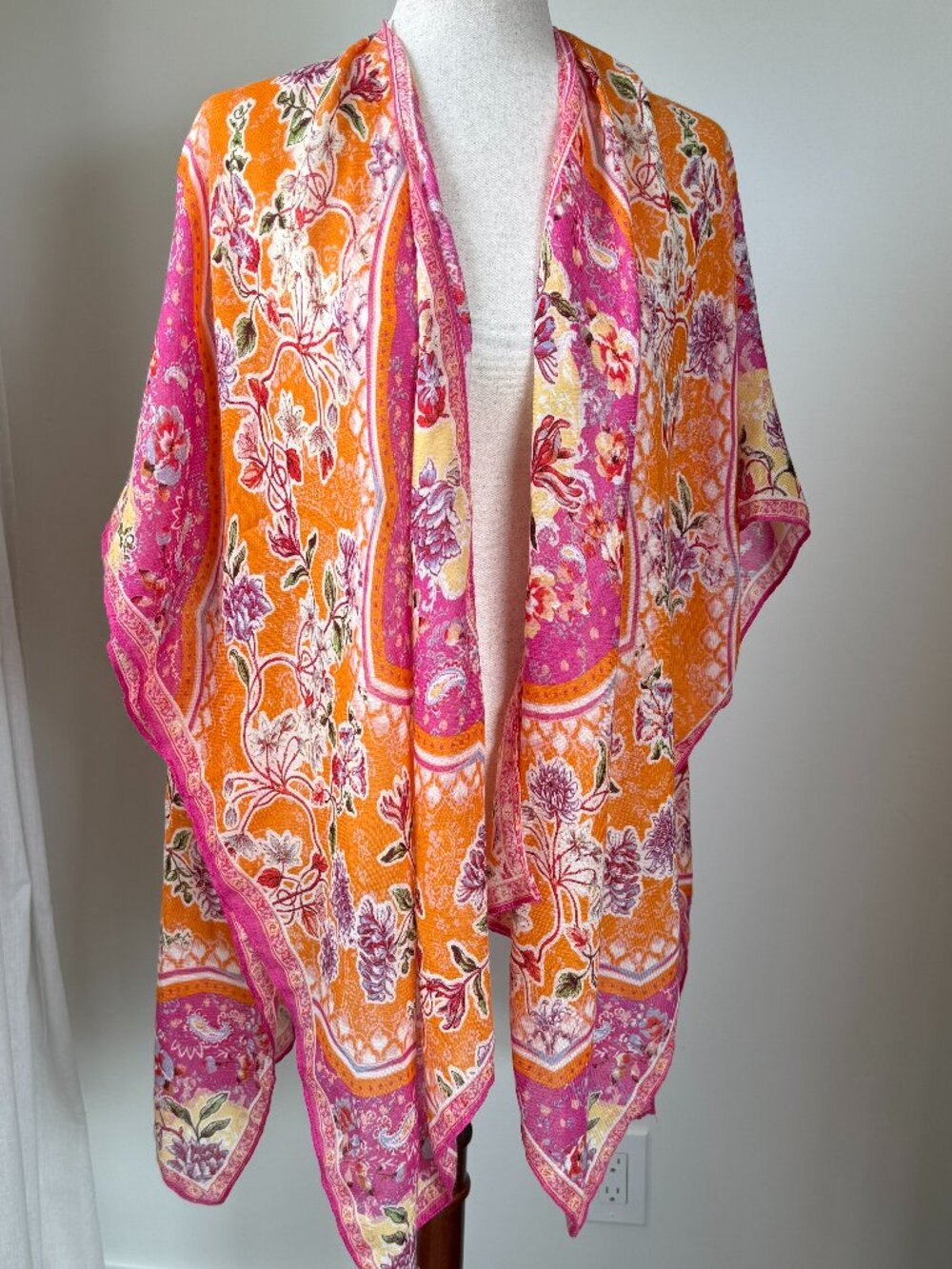 Vince Camuto Floral Kimono Duster One Size Boho Lightweight Orange Pink Cover Up